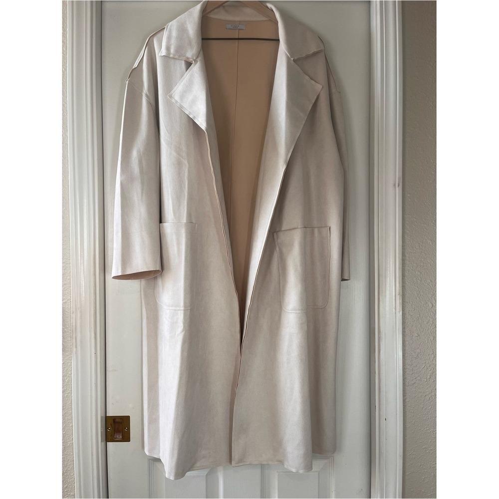 NWOT Luxe Avon Studio 1886 Light Cream Long Open-Front Women's Over Coat Soft